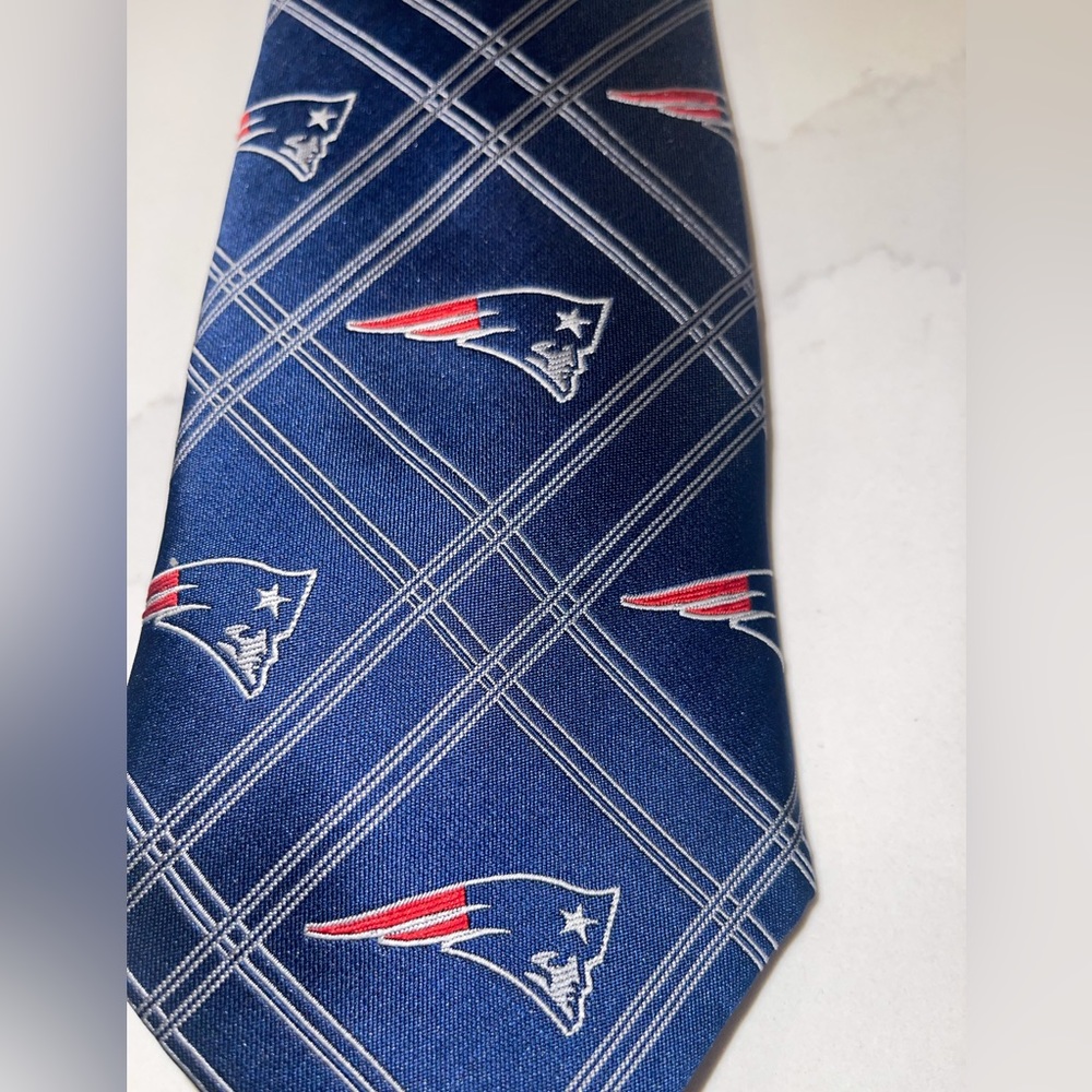 New England Patriots NFL brand tie